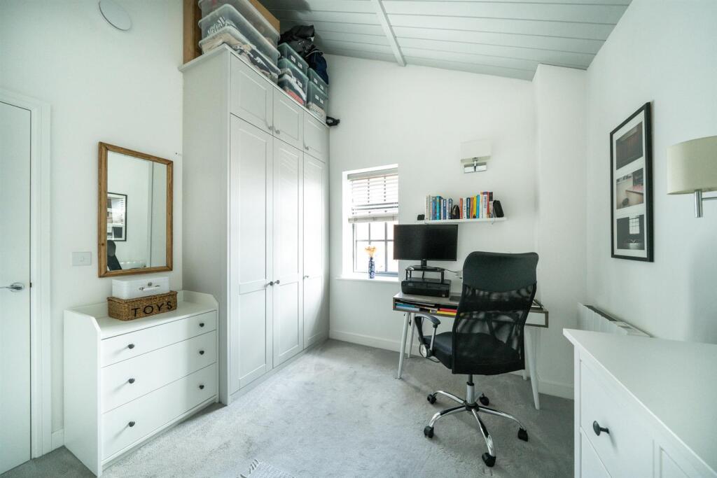 Additional image 11 of Sutton Road, St. Albans