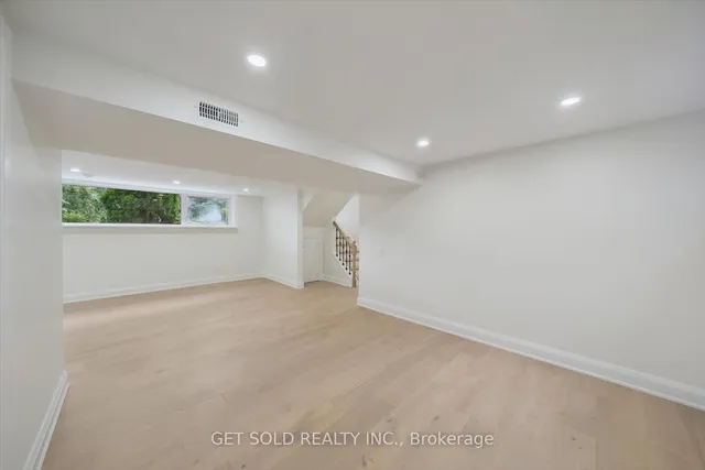 Additional image 24 of 521 Grand Blvd