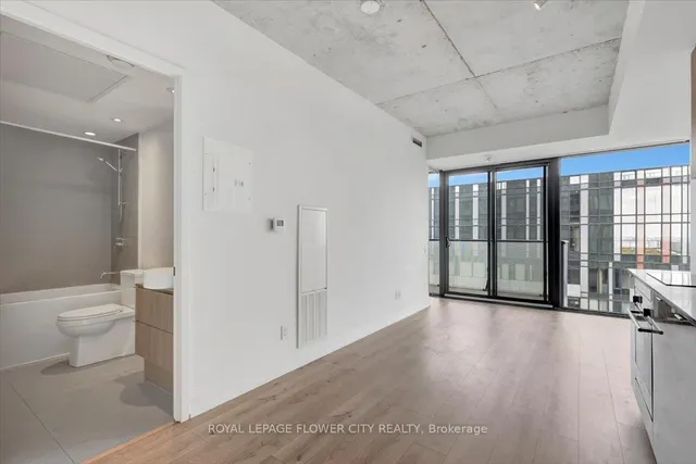 Additional image 9 of 161 Roehampton Ave Unit 4108