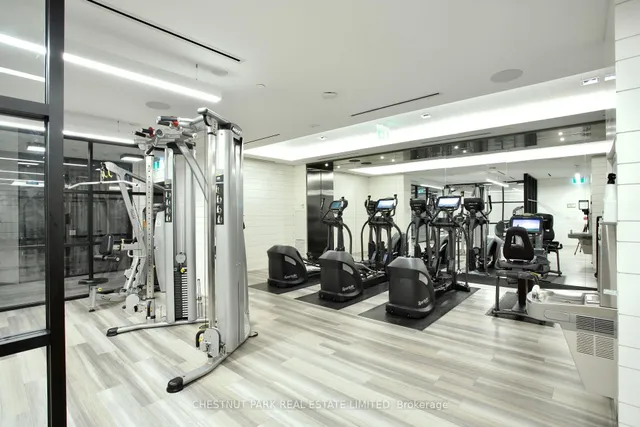 Additional image 28 of 55 Merchants' Wharf Unit 923