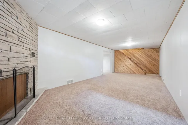 Additional image 31 of 29 Strathcona Cres