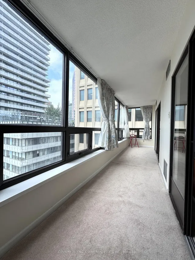 房产图片 22 - 多伦多韦尔斯利街62号1801单元