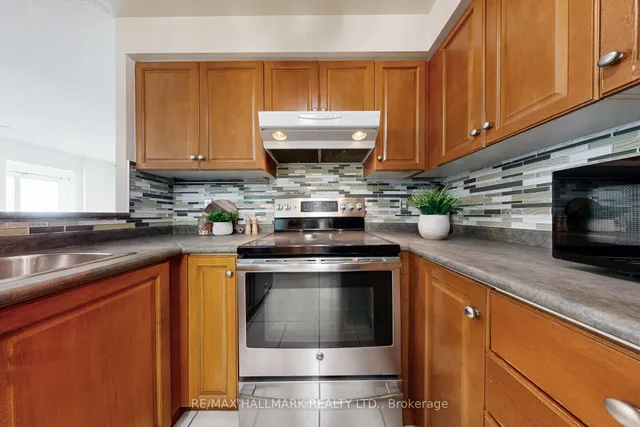 Additional image 8 of 7 Lorraine Dr Unit 1211