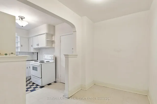 Additional image 16 of 15 Warwick Ave Unit 3