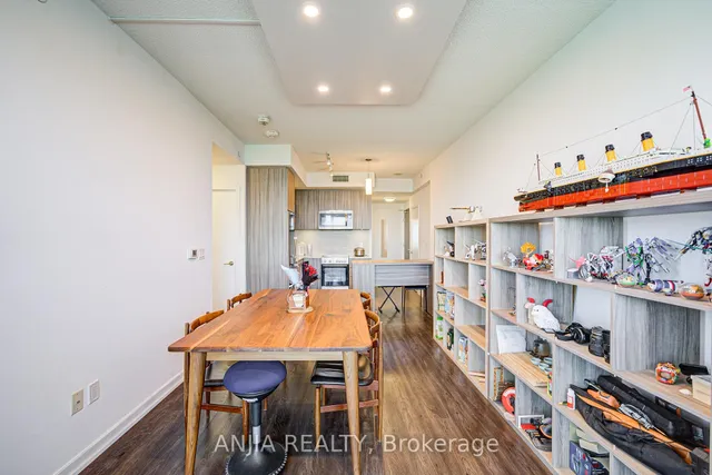 Additional image 19 of 50 Forest Manor Rd Unit 2205