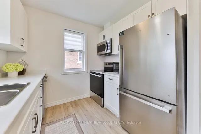 Additional image 9 of 149 East 33rd St