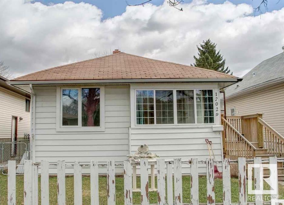 12029 94 ST NW|Edmonton, Alberta T5G1J8