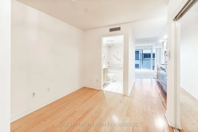 Additional image 2 of 270 Wellington St Unit 222