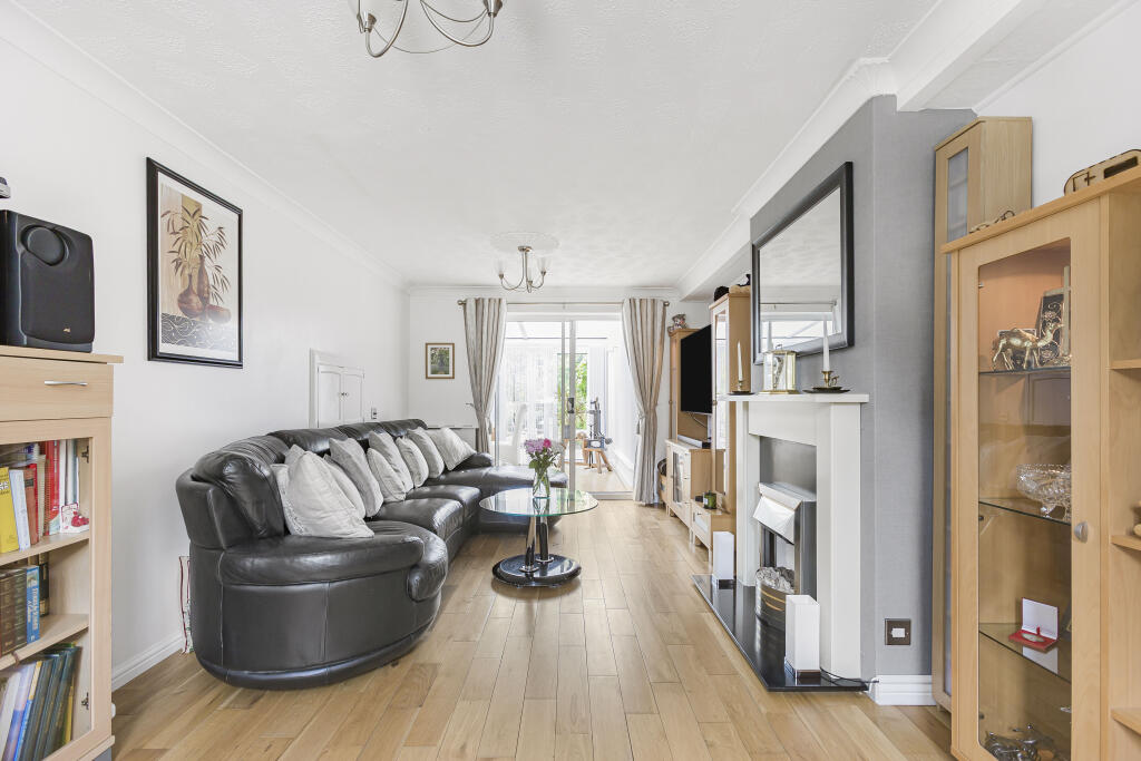 Additional image 2 of Howlands, Welwyn Garden City, Hertfordshire, AL7