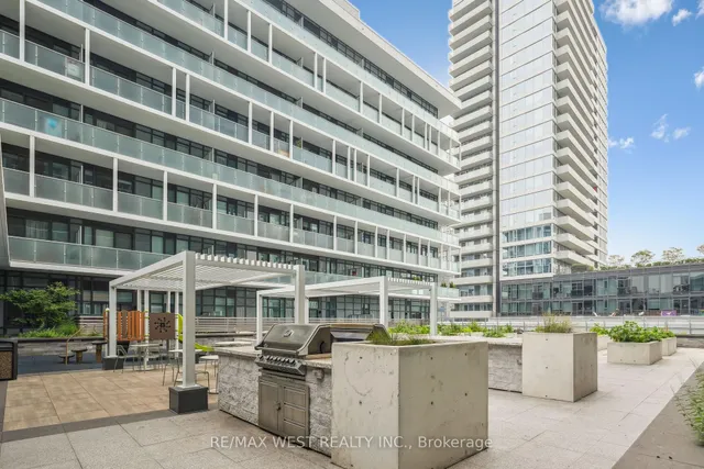 Additional image 13 of 225 Sumach St Unit 505