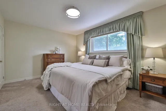 Additional image 19 of 25 Devonshire Dr