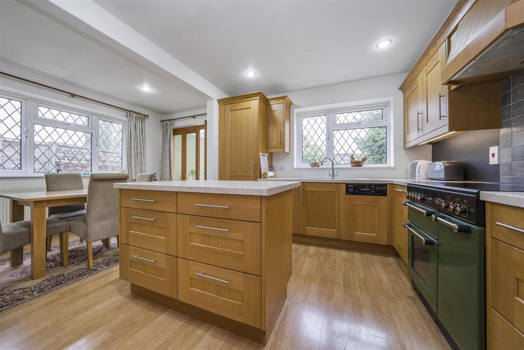 Additional image 4 of Burston Drive, Park Street, St. Albans