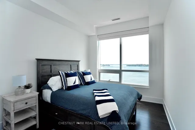 Additional image 24 of 55 Merchants' Wharf Unit 923