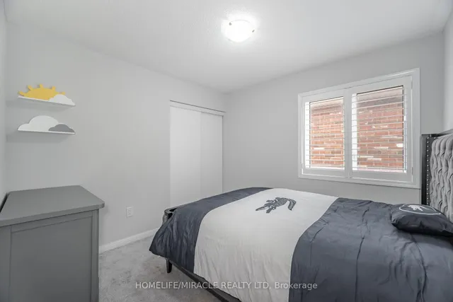 Additional image 26 of 115 Vanhorne Clse