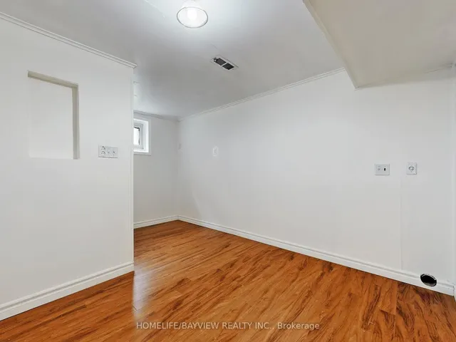 Additional image 39 of 40 Tollerton Ave