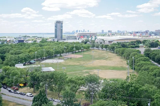 Additional image 44 of 637 Lake Shore Blvd Unit 1024