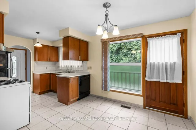 Additional image 10 of 16 Evelyn St