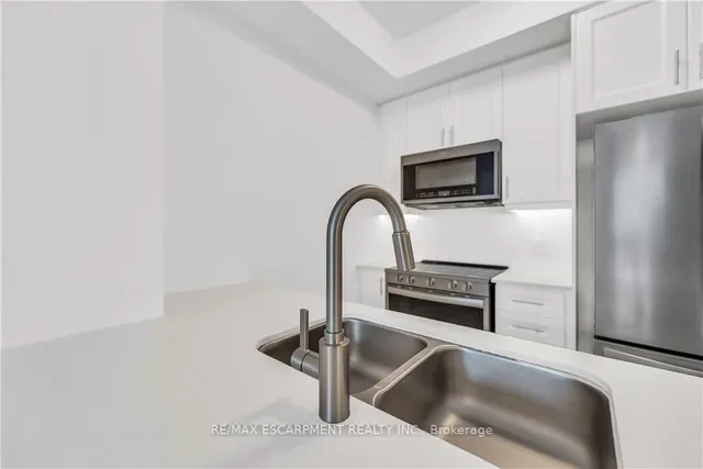 Additional image 8 of 10 MALLARD Tr Unit 335