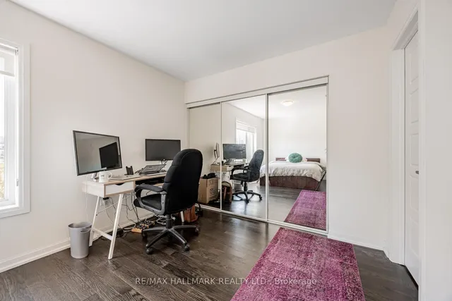 Additional image 19 of 11 Caroline Carpenter Grve