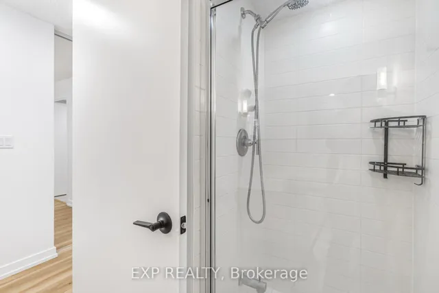 Additional image 17 of 4K Spadina Ave Unit 722