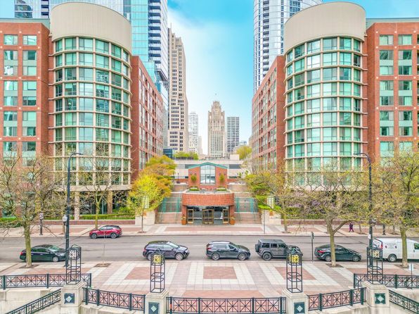 480 N McClurg Ct APT 901, Chicago, IL 60611