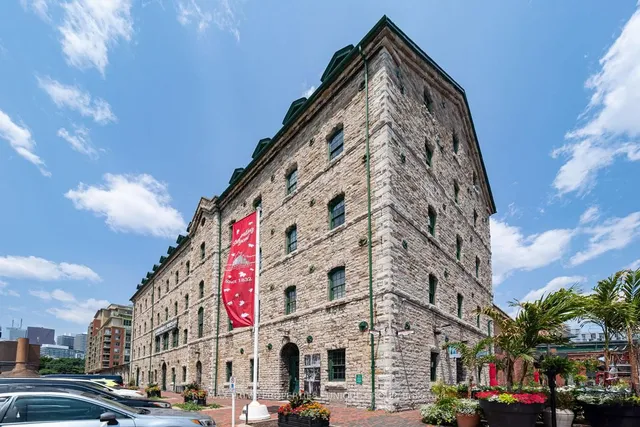 Additional image 32 of 39 Parliament St Unit 314