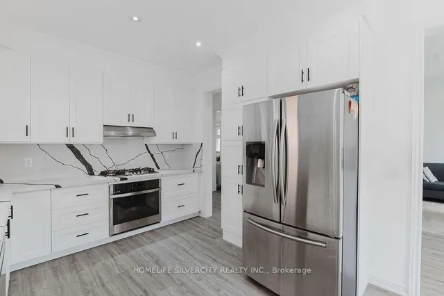 Additional image 10 of 26 Fossil St