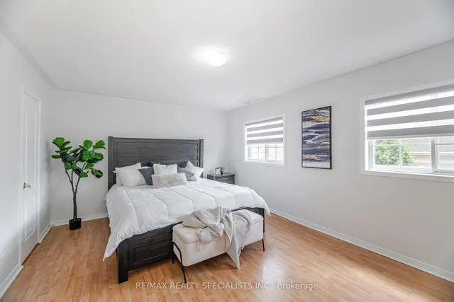 Additional image 20 of 20 Irene Cres