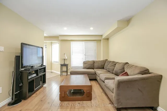 Additional image 15 of 50 Lilly Cres