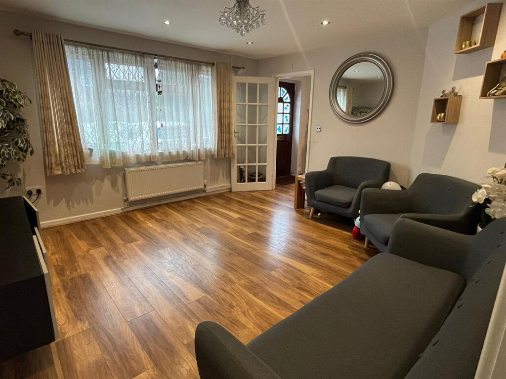 Additional image 5 of Green Croft, Hatfield