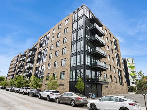 1701 W Webster Ave #611, Chicago, IL 60614