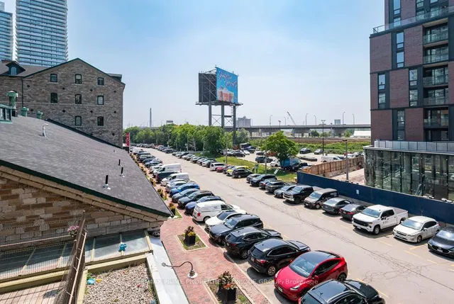 Additional image 24 of 39 Parliament St Unit 314