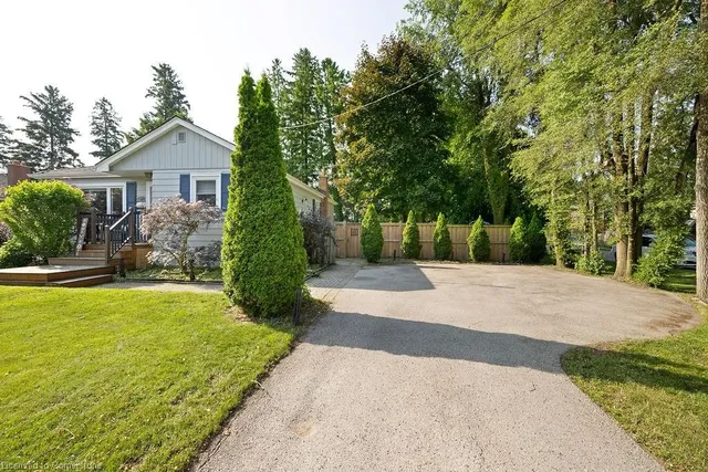 Additional image 4 of 32 Cumming Crt