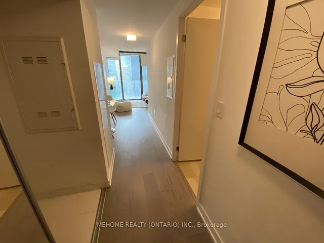 房产图片 18 - 多伦多市威尔斯利街11号1010单元