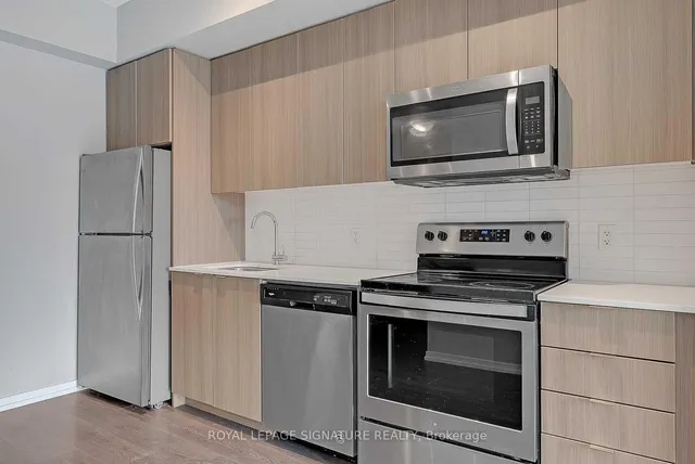 Additional image 18 of 3237 Bayview Ave Unit 311