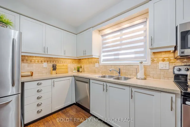 Additional image 10 of 395 Rexford Dr