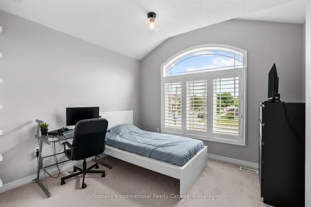 房产图片 23 - 356 Pinehill Dr