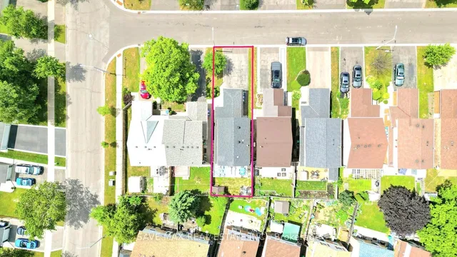 Additional image 36 of 76 Traverston Crt