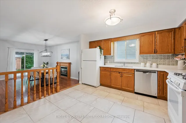 Additional image 12 of 63 Gregg Crt