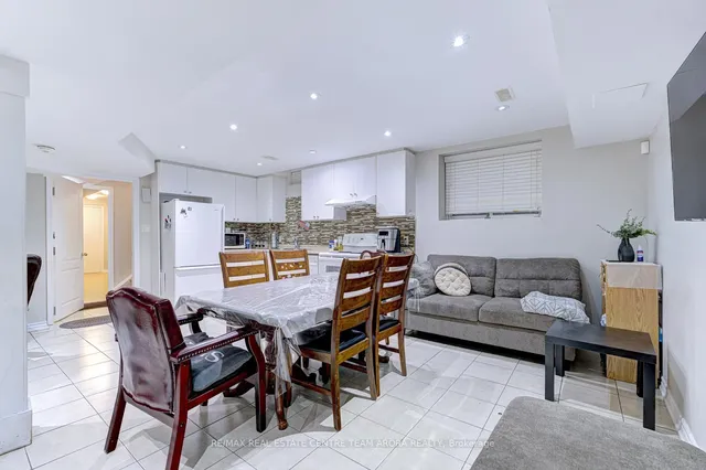 Additional image 39 of 8 Constance St