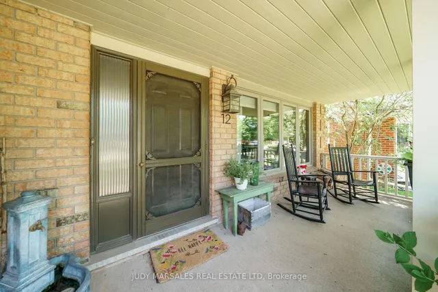 房产图片 7 - 12 Vance Cres