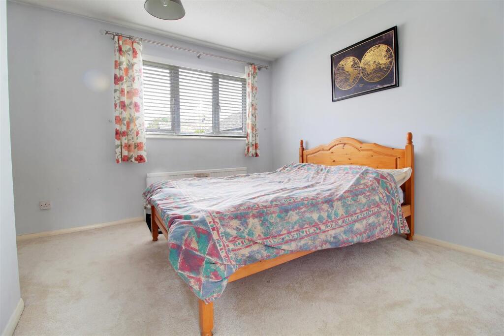 Additional image 7 of Vincenzo Close, Welham Green