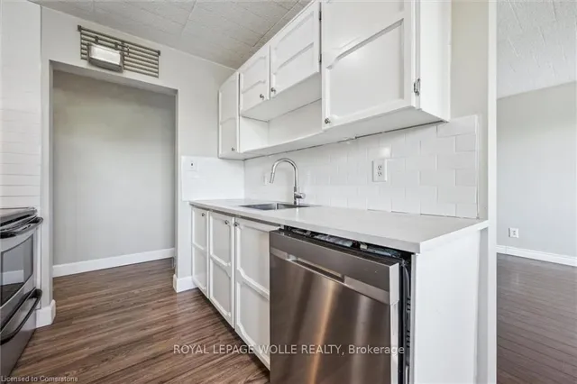 Additional image 26 of 29 West Ave Unit 311