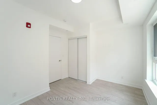 房产图片 24 - 2100 Bridletowne Circ 单元 330