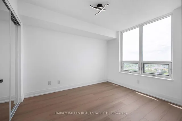 Additional image 16 of 25 Greenview Ave Unit 1528