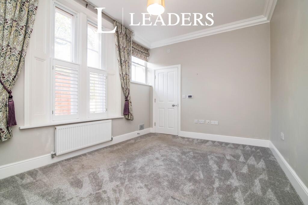 Additional image 7 of The Red House, B43