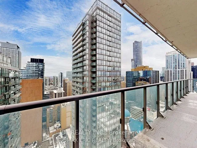 Additional image 17 of 832 Bay St Unit 2208