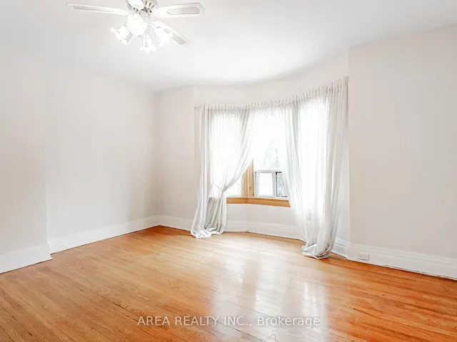 Additional image 15 of 50 Mackenzie Cres