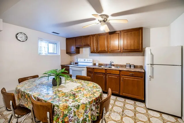 Additional image 22 of 28 Pilot St