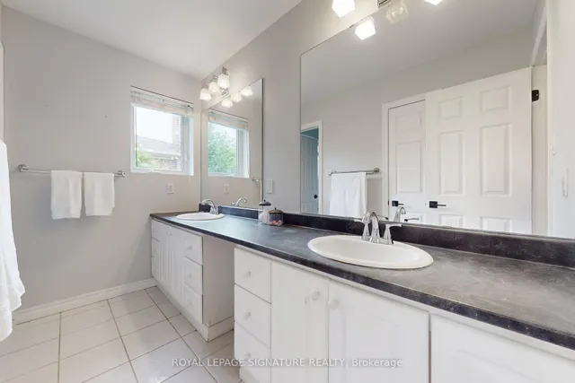 Additional image 32 of 10 Corningham St